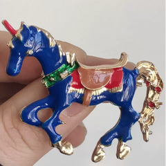 Accessories (16) Brooch Corsage Lapel Pin Horse