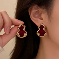 Accessories (41) Stud Earrings Chinese Red Gourd & Stars